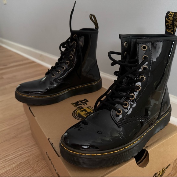 Dr. Martens Black Women's Boots - Picture 2 of 5